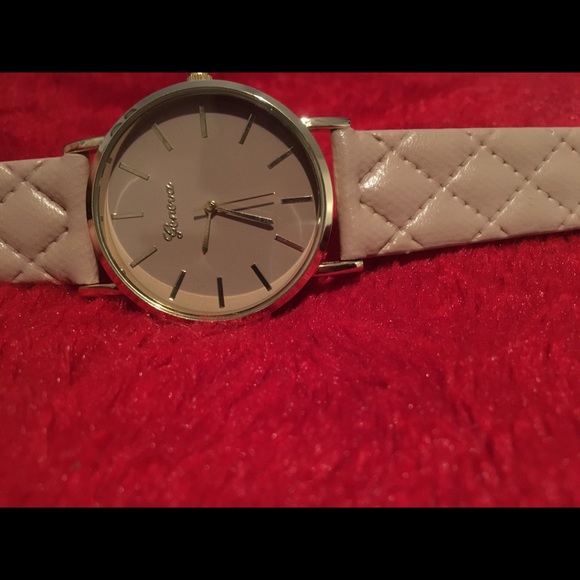 Designer Watches - Picture 2 of 8